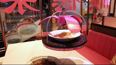 傳送食物的云軌系統